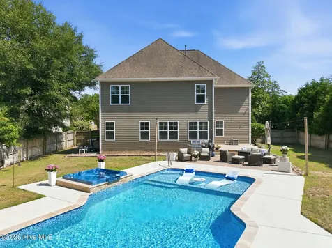 128 Little Bay Drive Cedar Point NC 28584