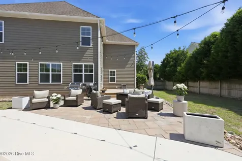 128 Little Bay Drive Cedar Point NC 28584