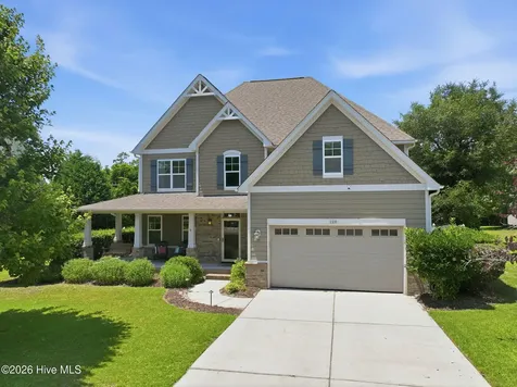 128 Little Bay Drive Cedar Point NC 28584