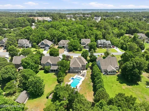 128 Little Bay Drive Cedar Point NC 28584