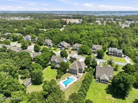 128 Little Bay Drive Cedar Point NC 28584