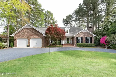 90 Lake Shore Drive Pinehurst NC 28374