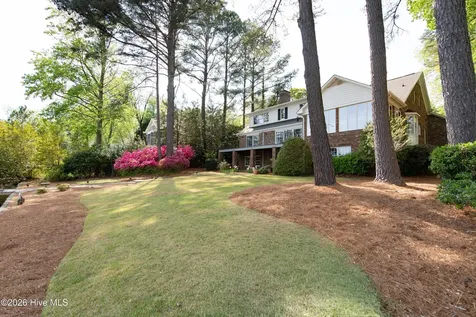 90 Lake Shore Drive Pinehurst NC 28374