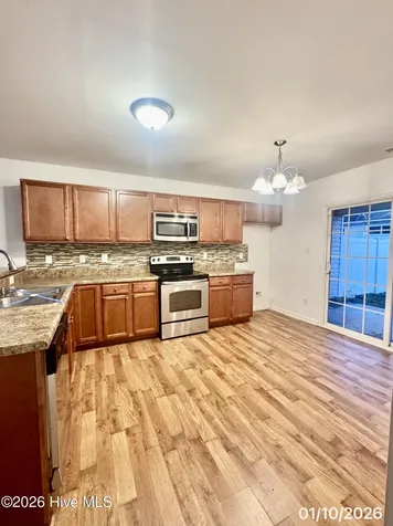 8007 Banister Loop Jacksonville NC 28546