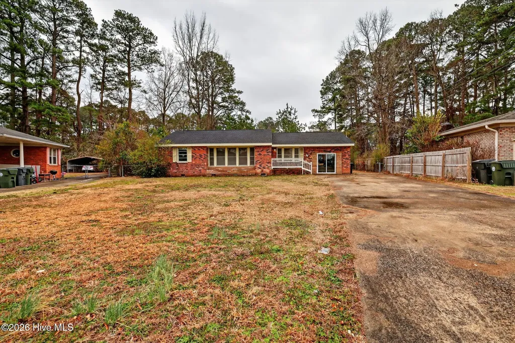 212 Winslow Circle Goldsboro NC 27530