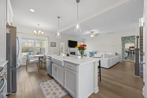 512 Harvest Meadow Crossing Jacksonville NC 28546