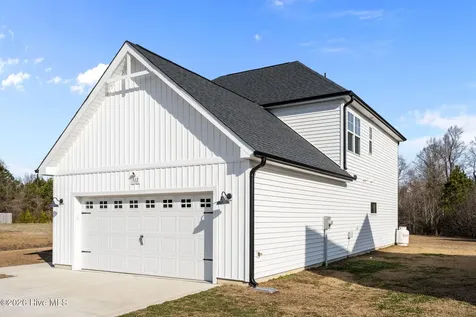 512 Harvest Meadow Crossing Jacksonville NC 28546