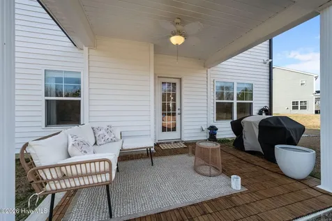 512 Harvest Meadow Crossing Jacksonville NC 28546