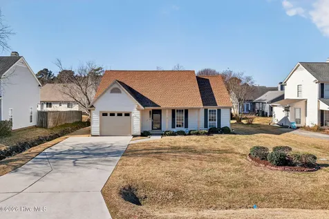 2917 New Town Drive Wilmington NC 28405