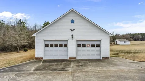 2554 Davis Mill Road Fremont NC 27830