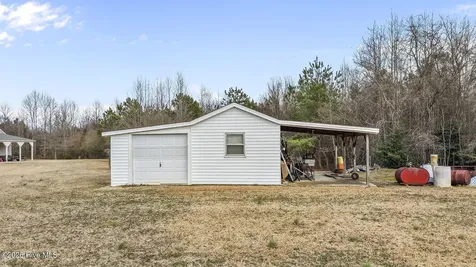 2554 Davis Mill Road Fremont NC 27830