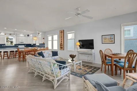 19 E Charlotte Street Wrightsville Beach NC 28480