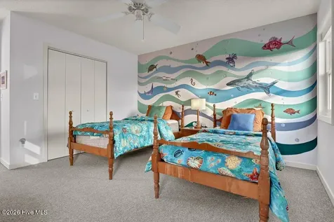 19 E Charlotte Street Wrightsville Beach NC 28480