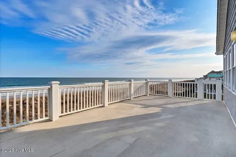 19 E Charlotte Street Wrightsville Beach NC 28480