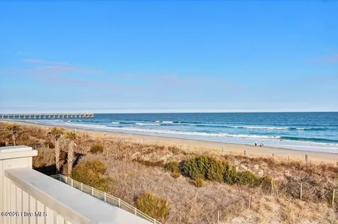 19 E Charlotte Street Wrightsville Beach NC 28480