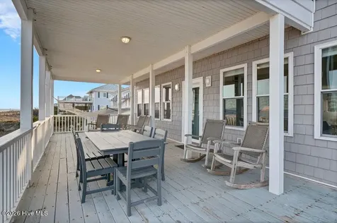 19 E Charlotte Street Wrightsville Beach NC 28480