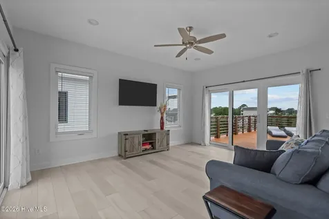 817 S Third Street S Carolina Beach NC 28428