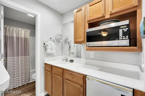 3350 Club Villas Drive Southport NC 28461