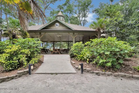 3350 Club Villas Drive Southport NC 28461