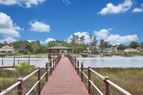 3350 Club Villas Drive Southport NC 28461
