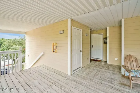 3350 Club Villas Drive Southport NC 28461
