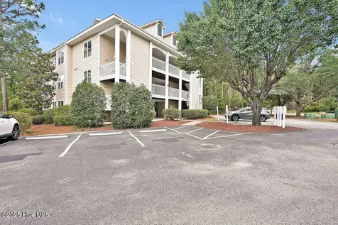 3350 Club Villas Drive Southport NC 28461