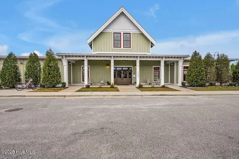 3350 Club Villas Drive Southport NC 28461