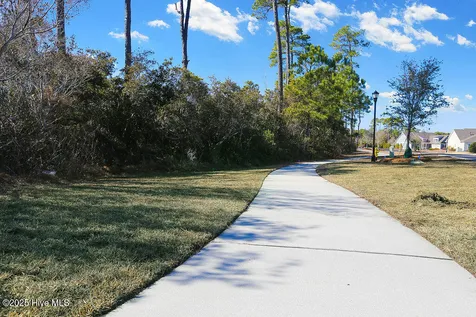 3350 Club Villas Drive Southport NC 28461