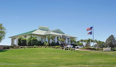 3350 Club Villas Drive Southport NC 28461