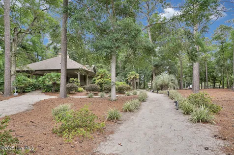 3350 Club Villas Drive Southport NC 28461