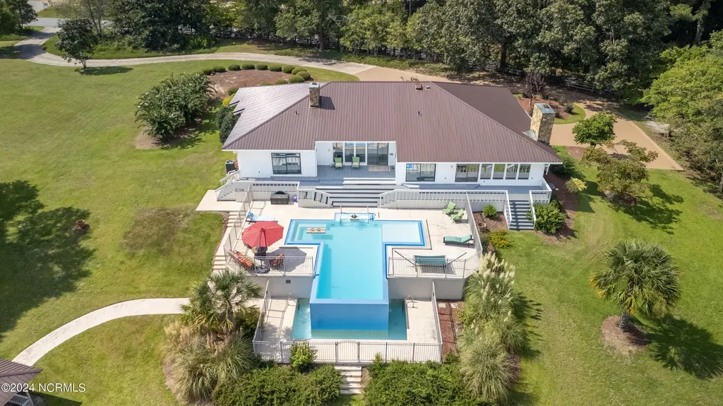 101 Elizabeth Road Elizabethtown NC 28337