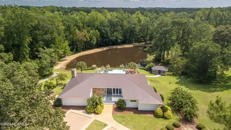 101 Elizabeth Road Elizabethtown NC 28337