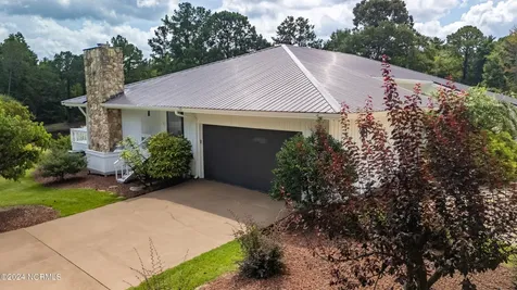 101 Elizabeth Road Elizabethtown NC 28337