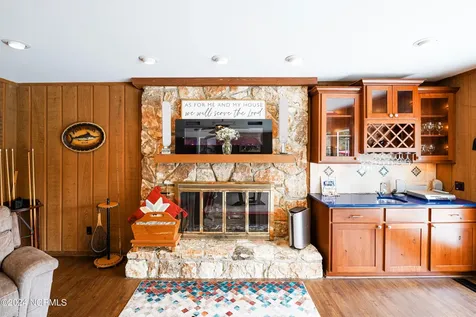 101 Elizabeth Road Elizabethtown NC 28337