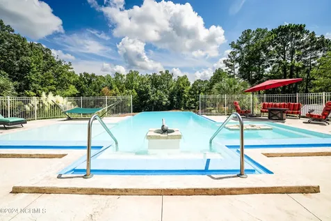 101 Elizabeth Road Elizabethtown NC 28337