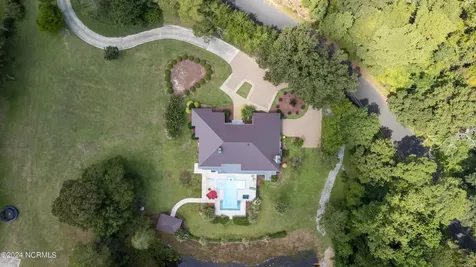 101 Elizabeth Road Elizabethtown NC 28337