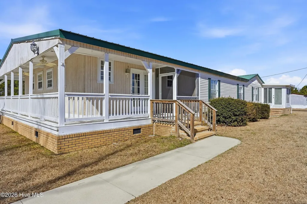 51 Shaw Road Riegelwood NC 28456
