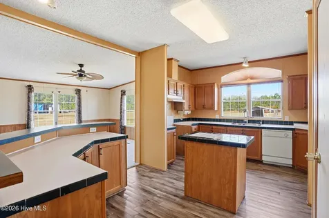 51 Shaw Road Riegelwood NC 28456
