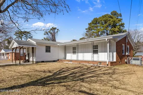 29 Berkshire Drive Jacksonville NC 28546