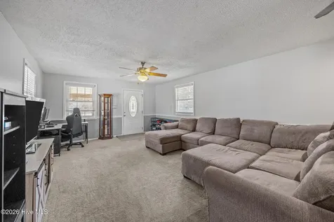 29 Berkshire Drive Jacksonville NC 28546