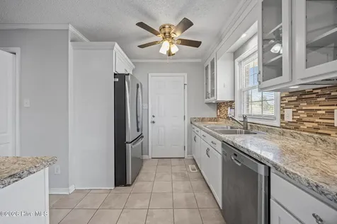 29 Berkshire Drive Jacksonville NC 28546