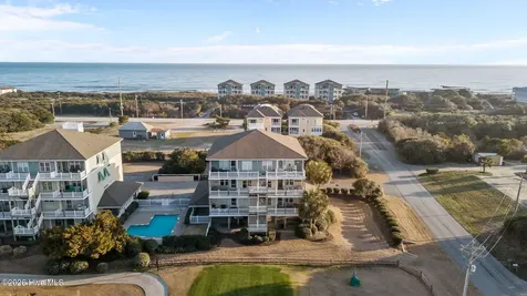 112 Oakleaf Drive Pine Knoll Shores NC 28512
