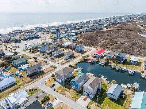 1017 1st Street Surf City NC 28445