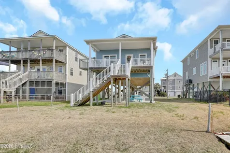1017 1st Street Surf City NC 28445