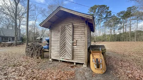21944 Us 17 Hampstead NC 28443