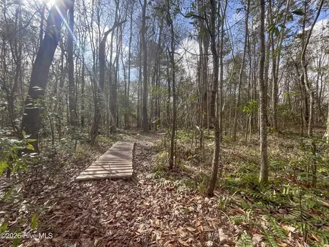 21944 Us 17 Hampstead NC 28443