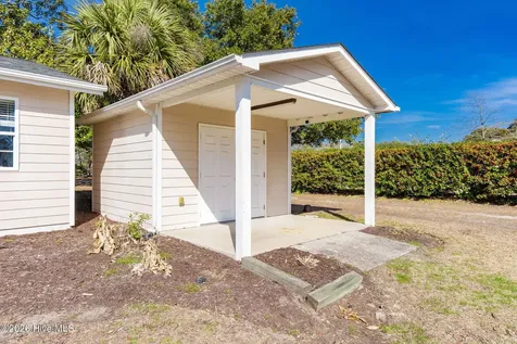 213 Sea Trace Lane Newport NC 28570