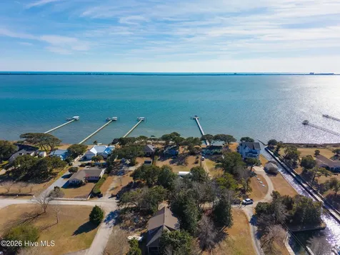 213 Sea Trace Lane Newport NC 28570