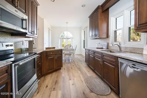 302 Colony Green Court Wilmington NC 28412