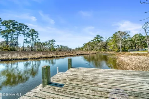 266 Ennett Lane Sneads Ferry NC 28460